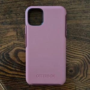 Otter box IPhone 11 Pro Max case